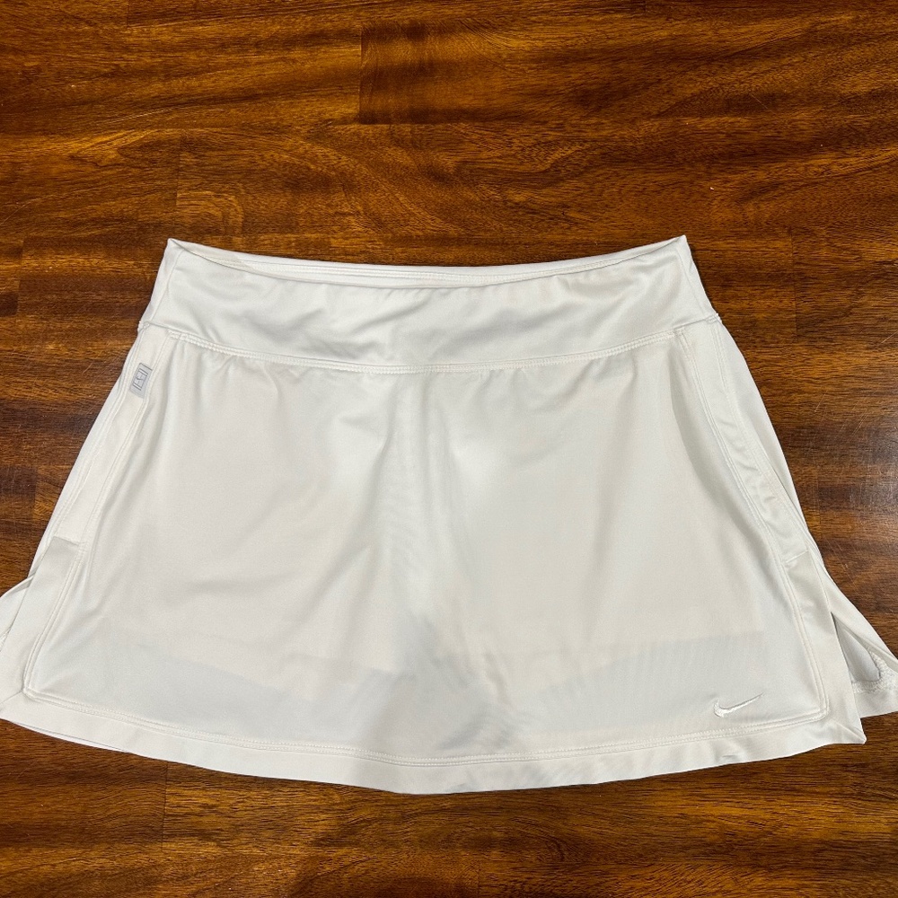 Nike Women"s Athletic Skort - Size M.‎